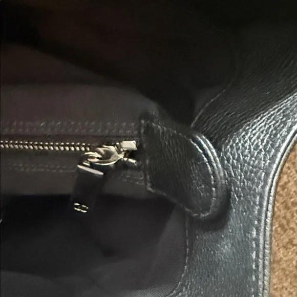 Chanel Executive Black Tote Bag - Picture 7 of 16